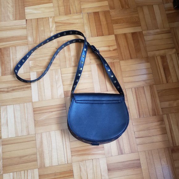 Black crossbody bag with stud details - Picture 2 of 7